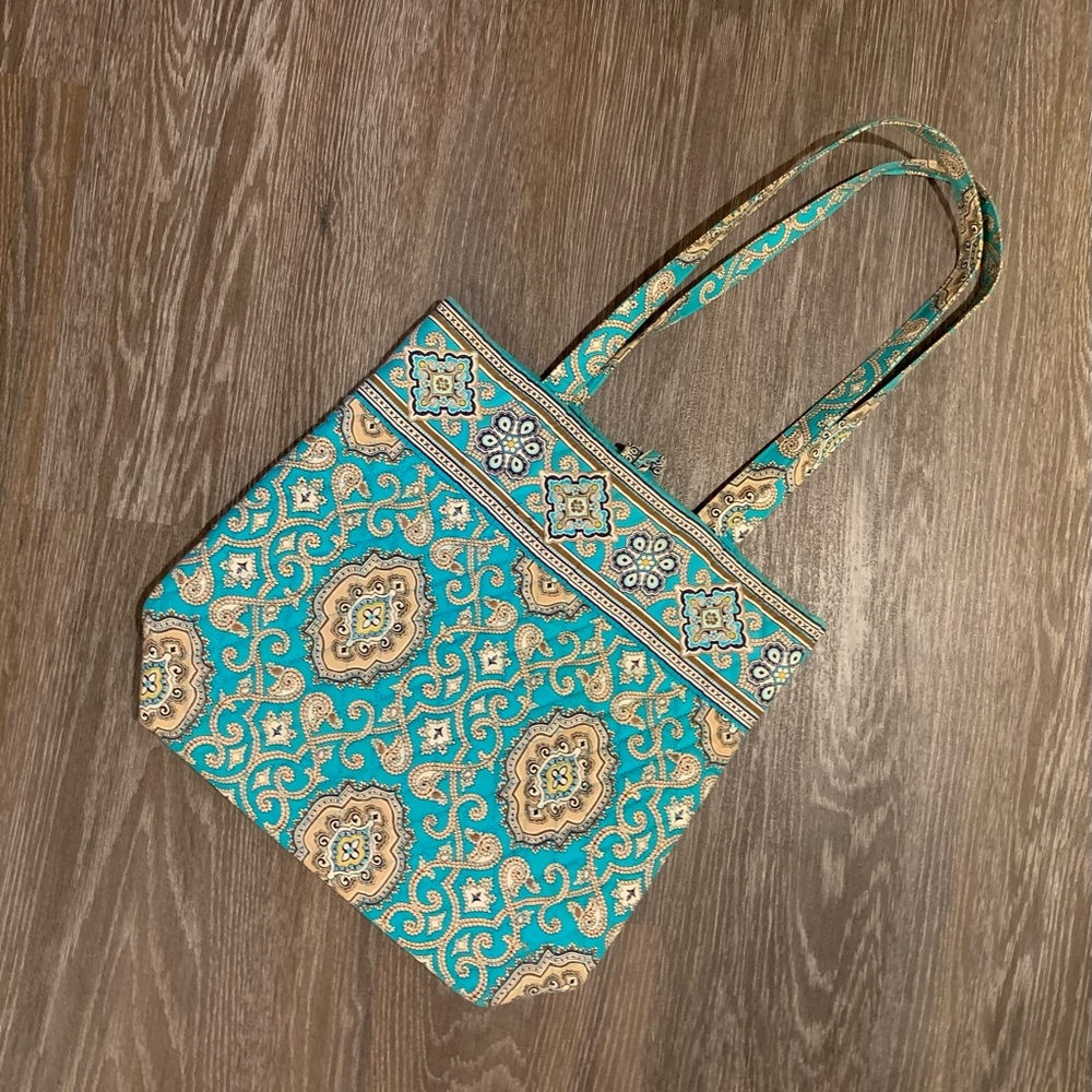 Vera Bradley Tote